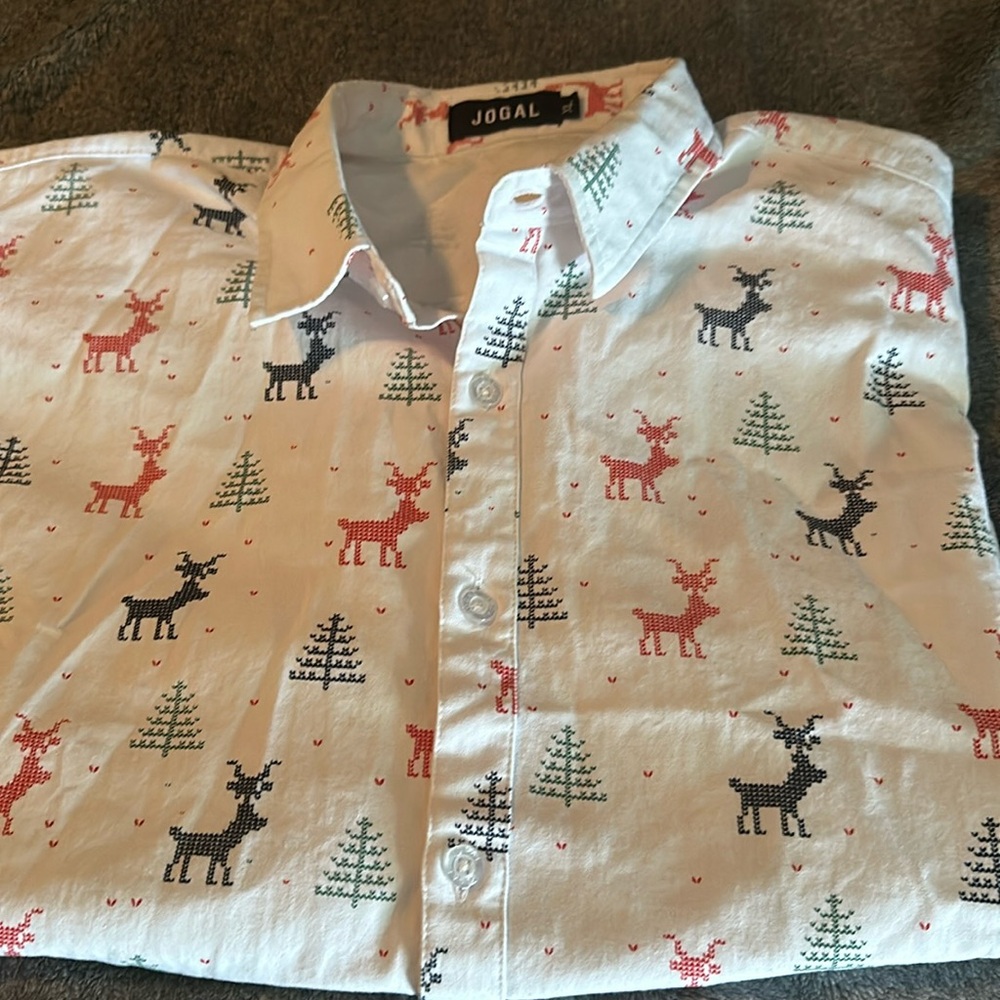 Men’s XL button down Christmas dress shirt.  Long sleeve